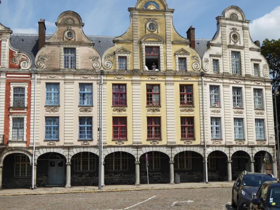 Les Coquelicots Grand Place Arras Eksteriør billede