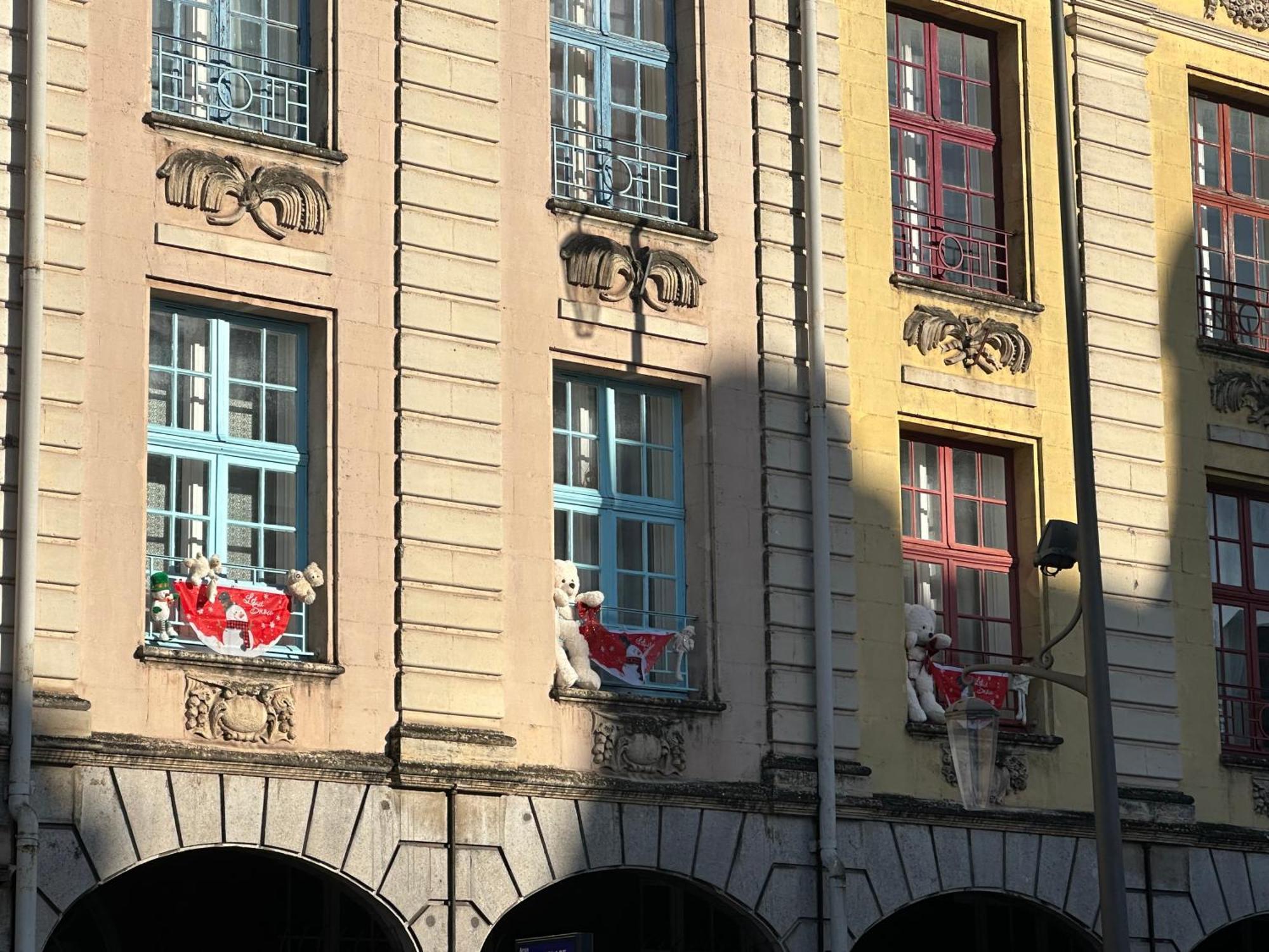 Les Coquelicots Grand Place Arras Eksteriør billede